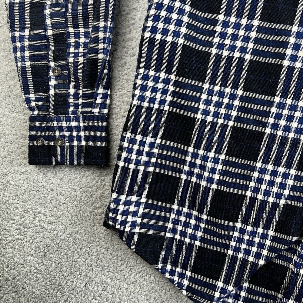U & Shark Mens Shirt Yachting Royal Flannel Long Sleeve Size 40/Large Plaid - Picture 9 of 11
